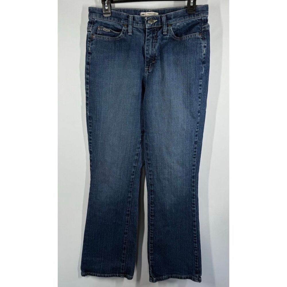 Lee Women's relaxed boot cut at the waist denim jean size 8M/29